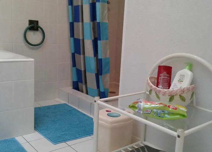 Bed & Breakfast Les Hirondelles Du Paradis 6 Rue Des Oiseaux *